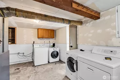 2716 NE 5th Place, Renton, WA 98056 - Photo 18