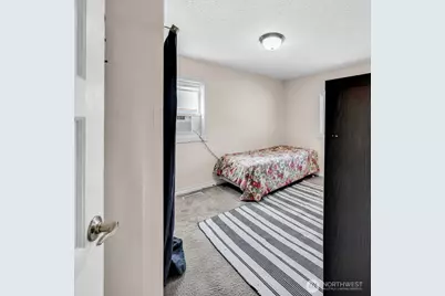 2716 NE 5th Place, Renton, WA 98056 - Photo 14