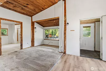 17328 Mulqueen Road SE, Rainier, WA 98576 - Photo 12