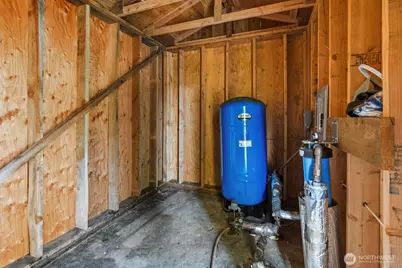 17328 Mulqueen Road SE, Rainier, WA 98576 - Photo 22