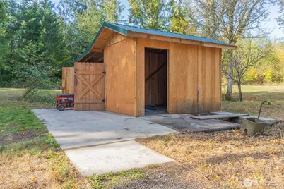 17328 Mulqueen Road SE, Rainier, WA 98576 - Photo 6