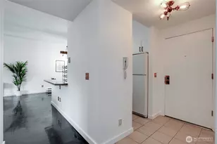 1100 Harrington Ave NE, Renton, WA 98056 - Photo 2