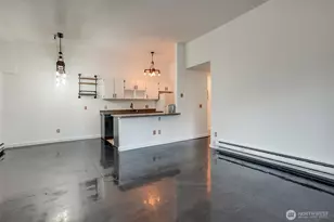 1100 Harrington Ave NE, Renton, WA 98056 - Photo 10