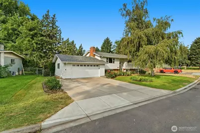 945 Frazier Drive, Walla Walla, WA 99362 - Photo 2
