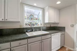 3225 Maringo Rd SE, Olympia, WA 98501 - Photo 12