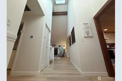 1770 159th Avenue NE, Bellevue, WA 98008 - Photo 4