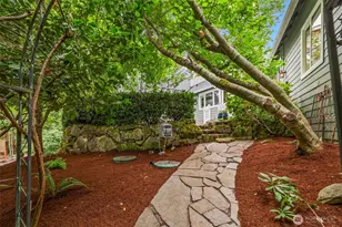 1090 Paha View Dr, Fox Island, WA 98333 - Photo 34