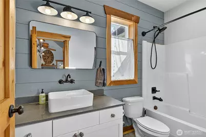 157 Russell Road, Camano Island, WA 98282 - Photo 24