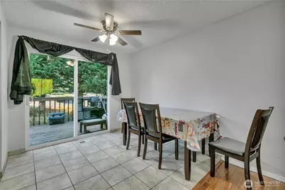 14251 SE 257th Place, Kent, WA 98042 - Photo 6