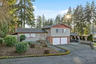 203 E Parkwood Ct, Chehalis, WA 98532 - Photo 1