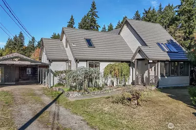 4221 72nd Street E, Tacoma, WA 98443 - Photo 1