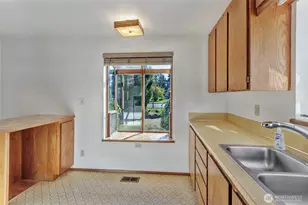 4221 72nd St E, Tacoma, WA 98443 - Photo 14