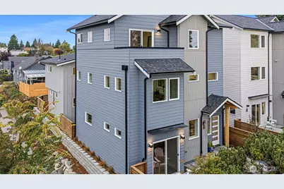 8001 25th Avenue NW, Seattle, WA 98117 - Photo 2