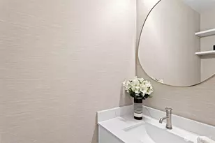 8001 25th Ave NW, Seattle, WA 98117 - Photo 20