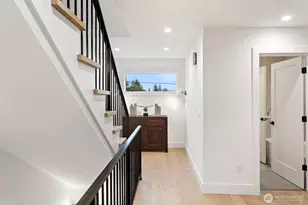 8001 25th Ave NW, Seattle, WA 98117 - Photo 22