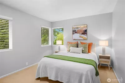 2008 E Lake Sammamish Parkway NE, Sammamish, WA 98074 - Photo 12