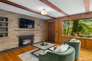 2008 E Lake Sammamish Pkwy NE, Sammamish, WA 98074 - Photo 4