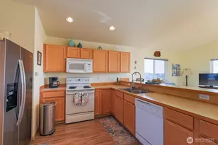 1244 Camero Loop SW, Ocean Shores, WA 98569 - Photo 8