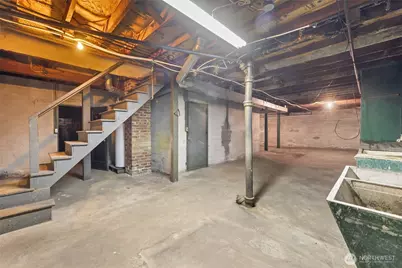 150 24th Avenue, Seattle, WA 98122 - Photo 22