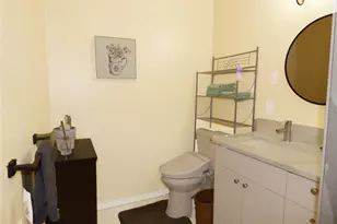 19229 SE 272nd St, Kent, WA 98042 - Photo 18