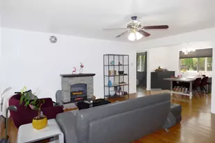 19229 SE 272nd St, Kent, WA 98042 - Photo 8