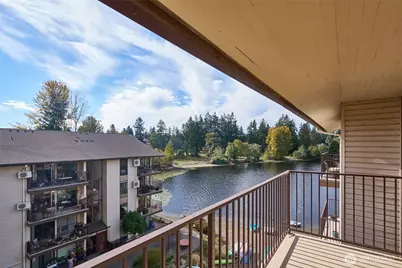 13229 Linden Avenue N #403B, Seattle, WA 98133 - Photo 1