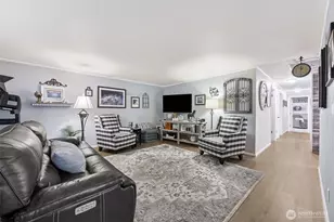 5700 Cooper Point Rd NW, Olympia, WA 98502 - Photo 10