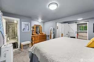 5700 Cooper Point Rd NW, Olympia, WA 98502 - Photo 20