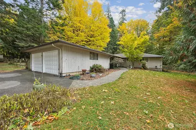 5700 Cooper Point Road NW, Olympia, WA 98502 - Photo 1