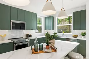 706 Newport Way NW, Issaquah, WA 98027 - Photo 12