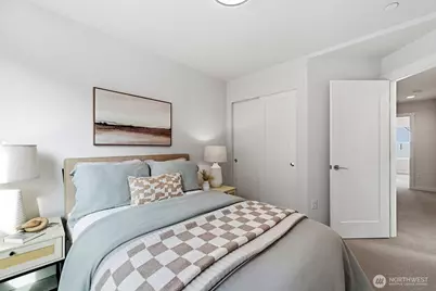 706 Newport Way NW, Issaquah, WA 98027 - Photo 24