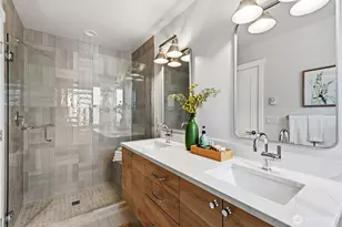 706 Newport Way NW, Issaquah, WA 98027 - Photo 30