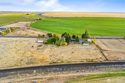 4372 Road 20 NE, Soap Lake, WA 98851 - Photo 6