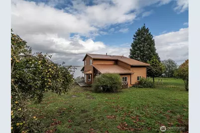 26 E Port Gardner Dr, Everett, WA 98206 - Photo 30