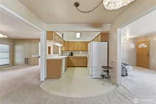 318 NE Lambert Ave, College Place, WA 99324 - Photo 6