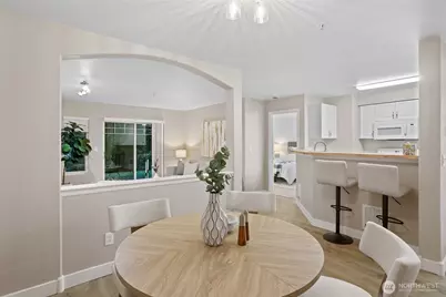 18501 SE Newport Way #G132, Issaquah, WA 98027 - Photo 8