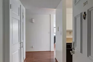 9500 Rainier Ave S, Seattle, WA 98118 - Photo 4