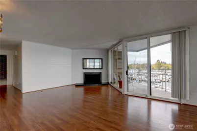 9500 Rainier Avenue S #311, Seattle, WA 98118 - Photo 8