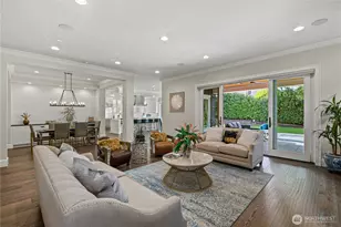 2121 109th Ave SE, Bellevue, WA 98004 - Photo 8