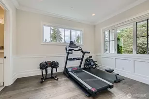 2121 109th Ave SE, Bellevue, WA 98004 - Photo 4