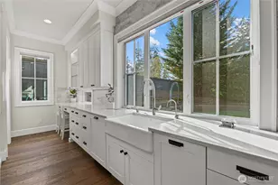 2121 109th Ave SE, Bellevue, WA 98004 - Photo 14