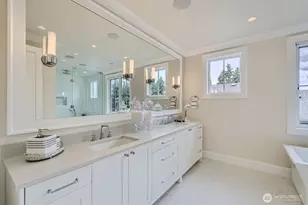 2121 109th Ave SE, Bellevue, WA 98004 - Photo 18