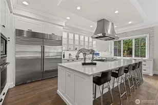 2121 109th Ave SE, Bellevue, WA 98004 - Photo 10