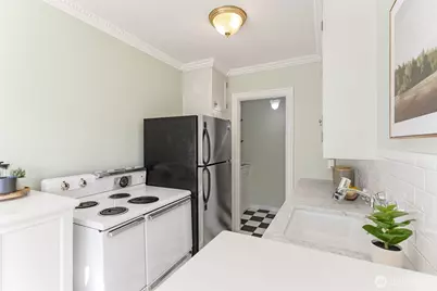 220 W Olympic Place #104, Seattle, WA 98119 - Photo 14