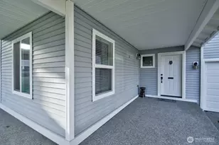 3172 Sheaser Way, DuPont, WA 98327 - Photo 2