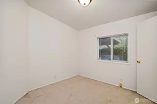 754 NE Reeds Meadow Ln, Bremerton, WA 98311 - Photo 22