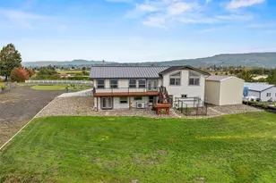 277 W Sunny Sands Rd, Cathlamet, WA 98612 - Photo 8