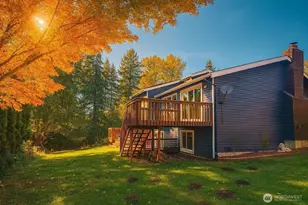 13405 SE 56th Pl, Bellevue, WA 98006 - Photo 4