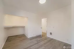 105 E 96th St, Tacoma, WA 98445 - Photo 10