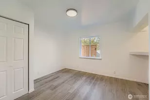 105 E 96th St, Tacoma, WA 98445 - Photo 8